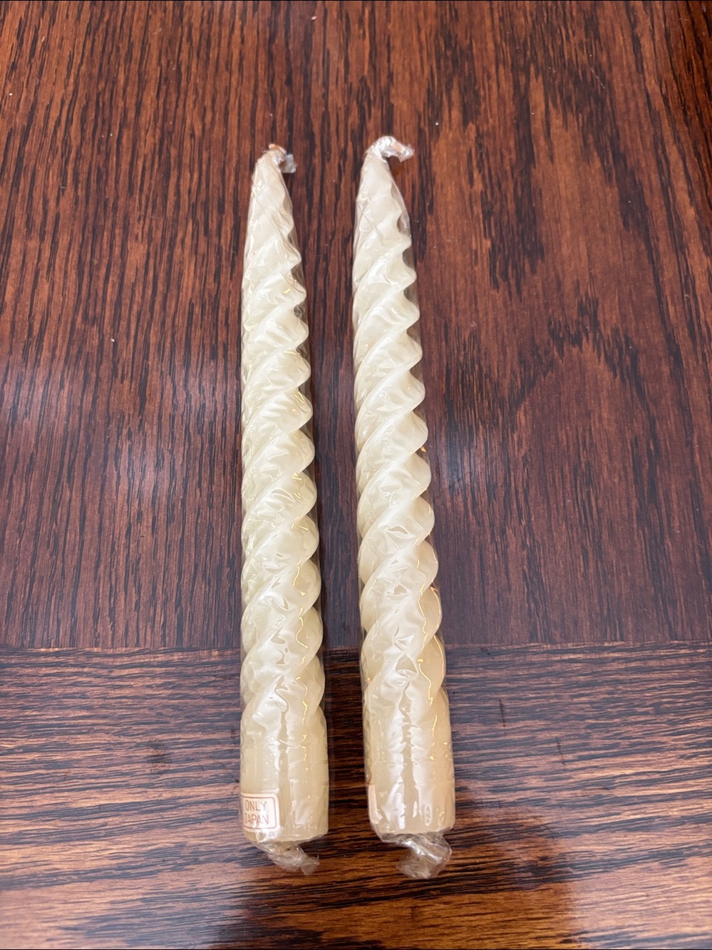 Set of 2 vintage Twist and tapered 8 inches long candles 🕯️